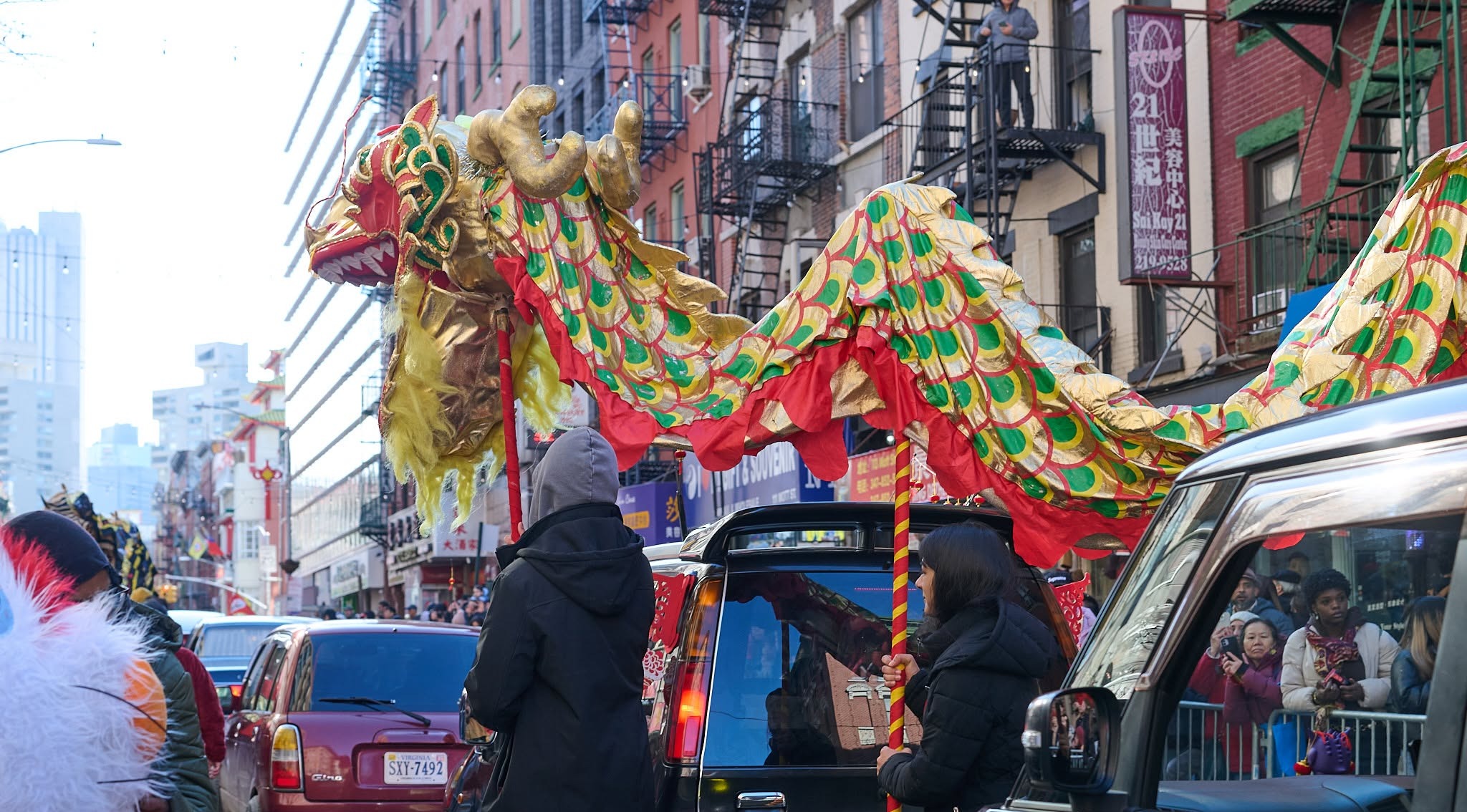 The dragon dance passes the parade lineup